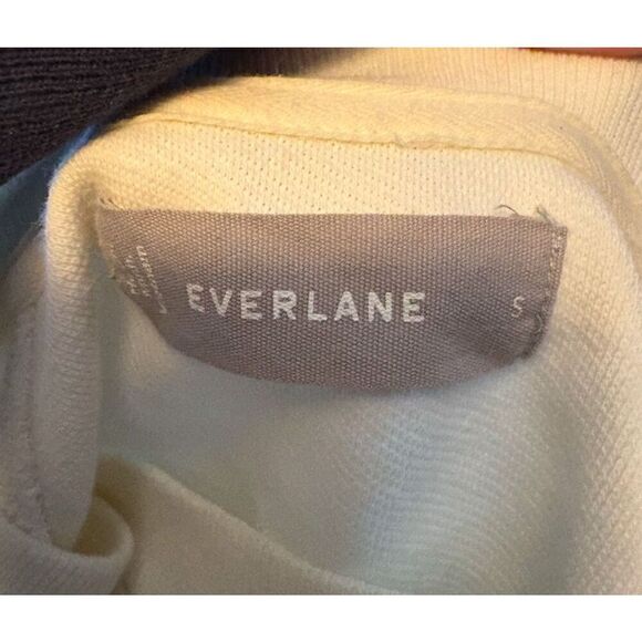 Everlane Cream Long Sleeve Crewneck Top. Size Small. EUC - Picture 2 of 5